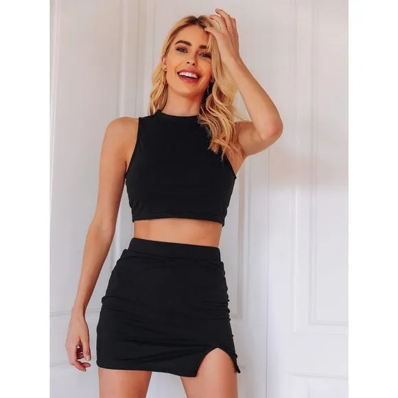 2 piece set: Crop top Tank &amp; Split Hem mini Skirt black