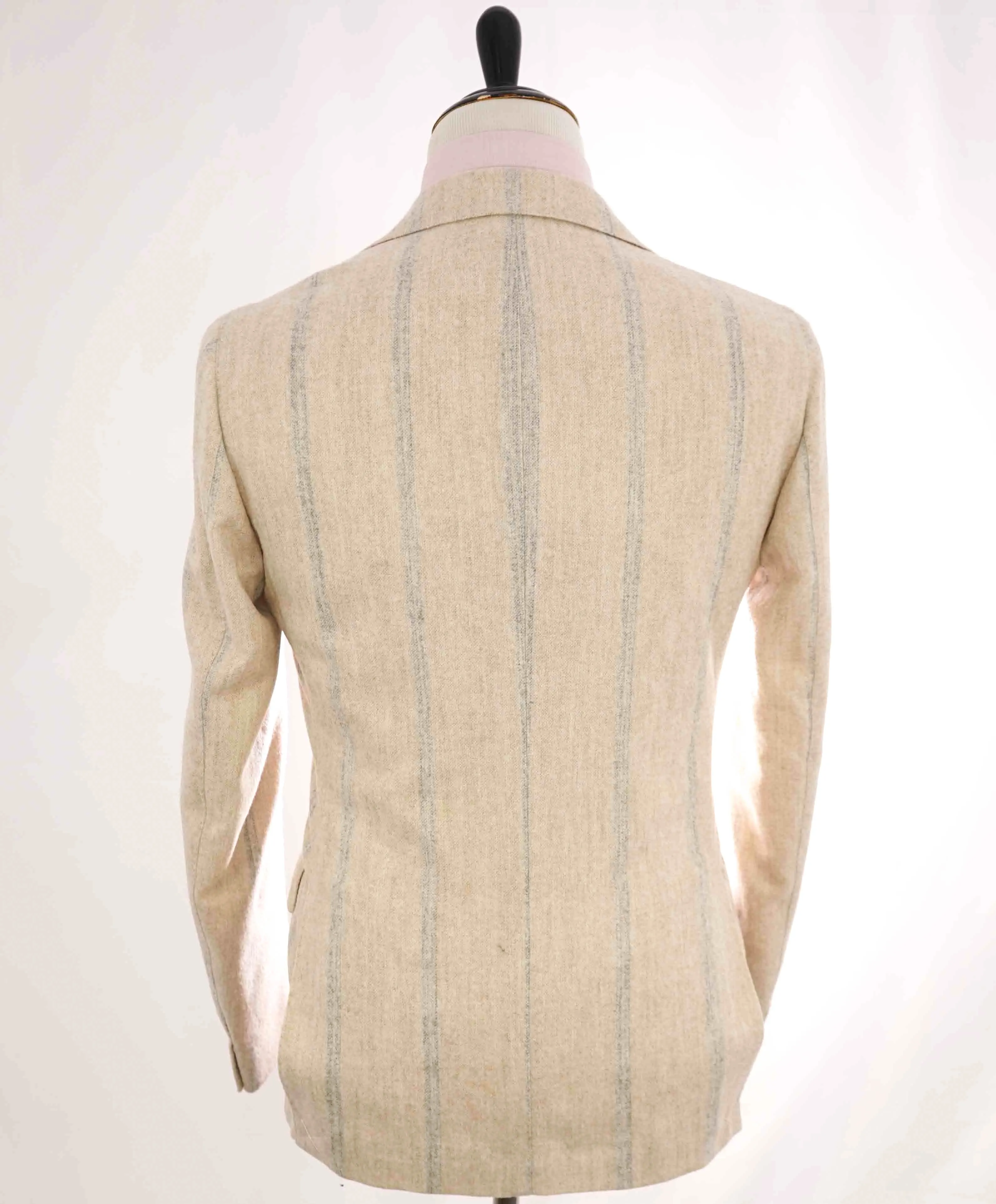 $2,295  ELEVENTY -*PLATINUM LINE* Neutral & Gray Chalk ALPACA Blazer- 40US