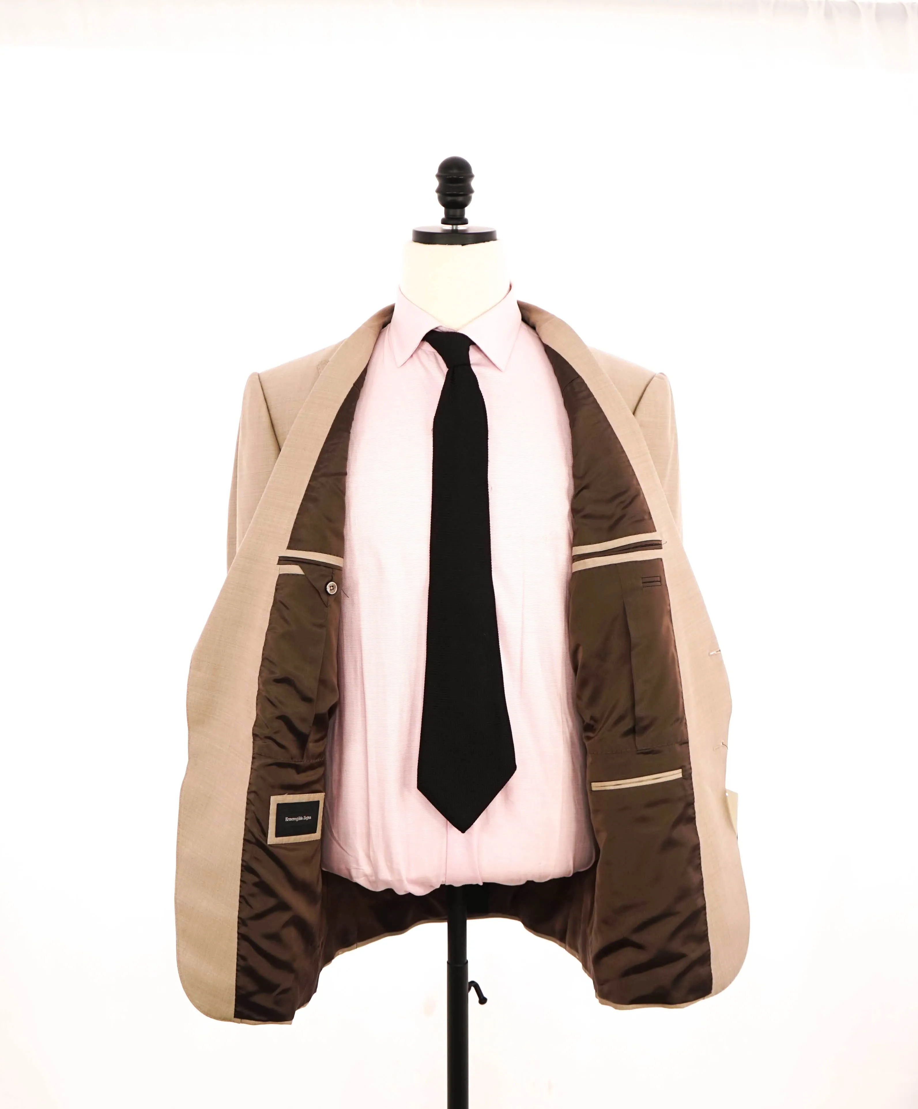 $3,950 ERMENEGILDO ZEGNA - WOOL/SILK Tauper MOP Button Solid Suit - 46R