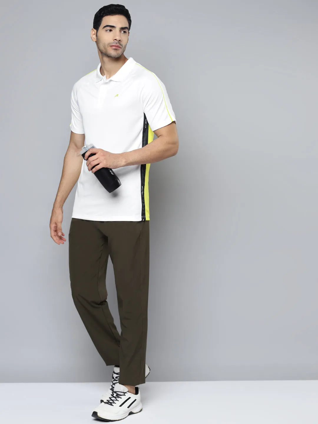 Alcis Men White Yellow Colourblocked Polo Collar Slim Fit T-shirt
