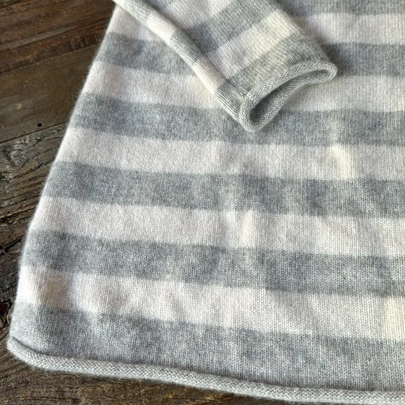 Athleta Backcountry cashmere striped sweater EUC size M