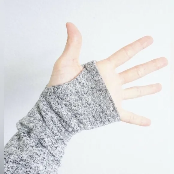 ATHLETA Cut Out SWEATER Women XXS