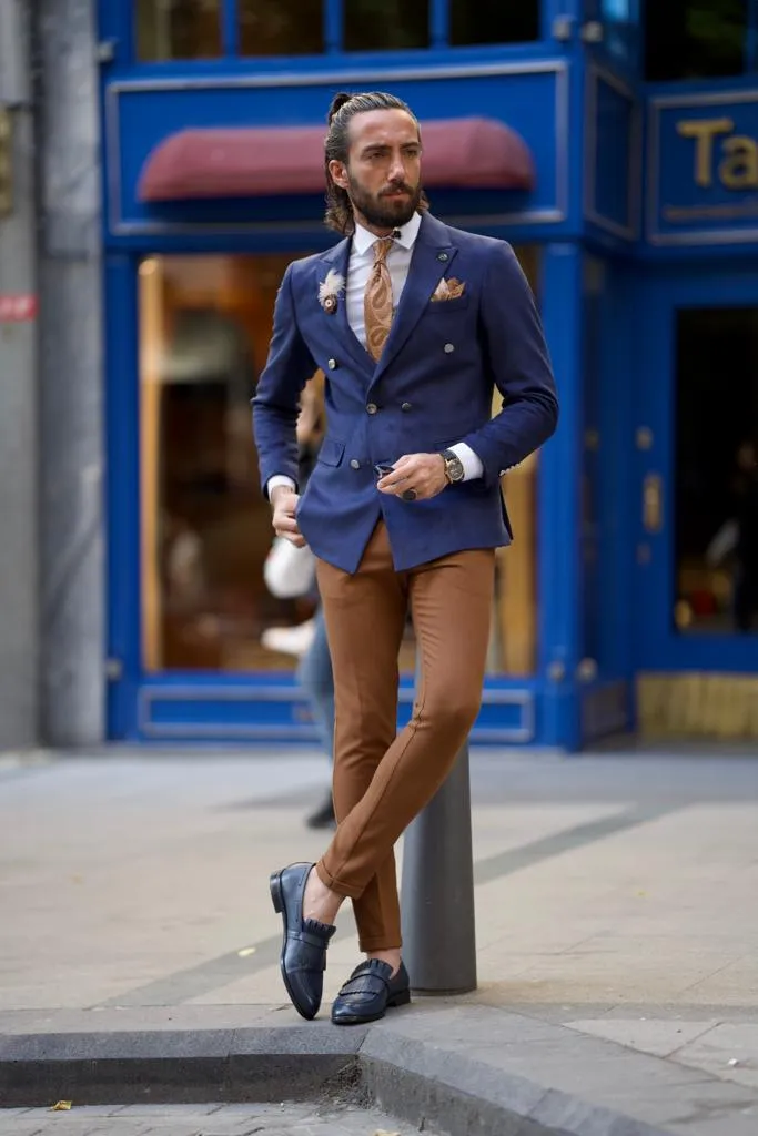 Avion Blue Slim Fit Peak Lapel Blazer for Modern Men