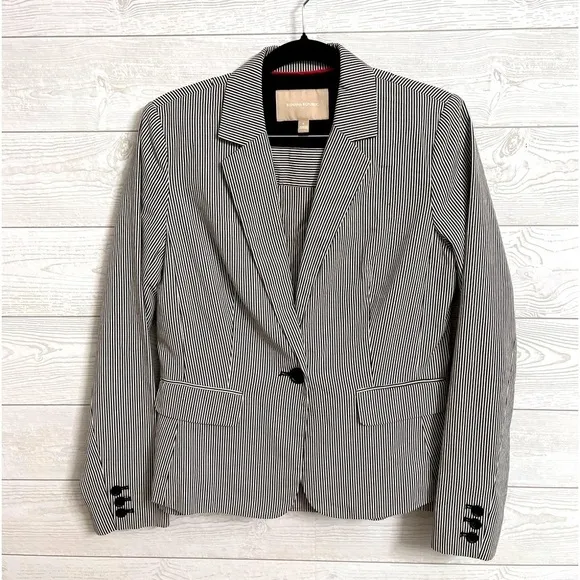 Banana Republic Women’s Black Striped Skirt &amp; Blazer Suit Size 6