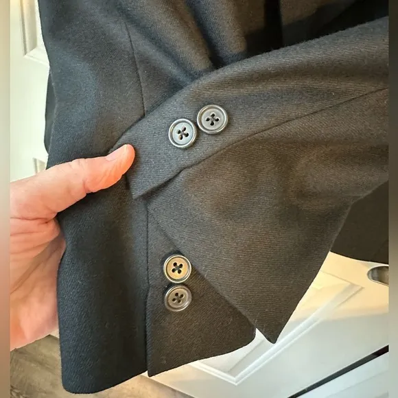 Black, Pure Wool Women’s Blazer. Like new condition. True Classic Garment!