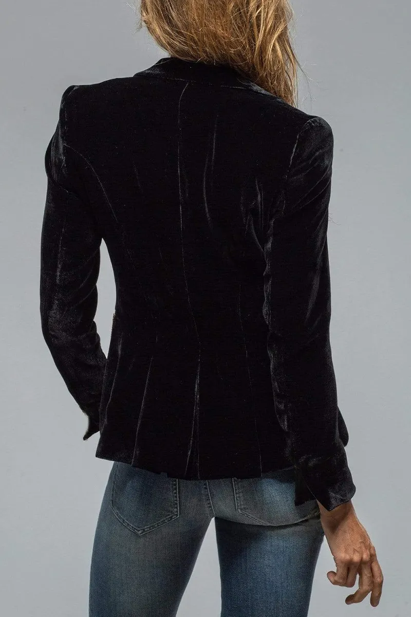 Blazer Vesper™ | Women's Retro Lapel Blazer | Slim Fit, Stylish Pockets, Lightweight Fabric