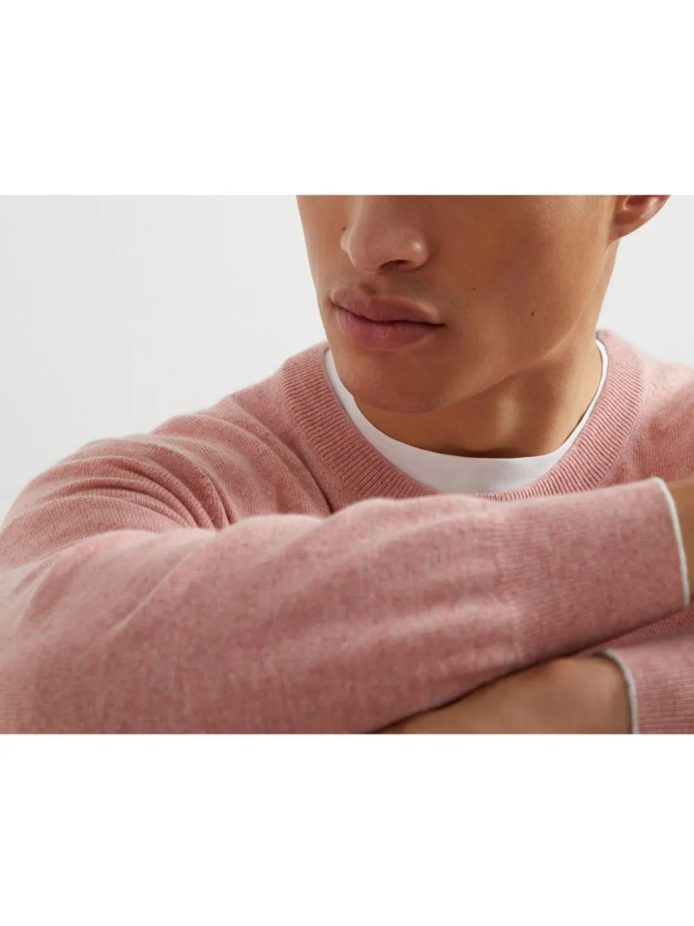 Cashmere crewneck sweater