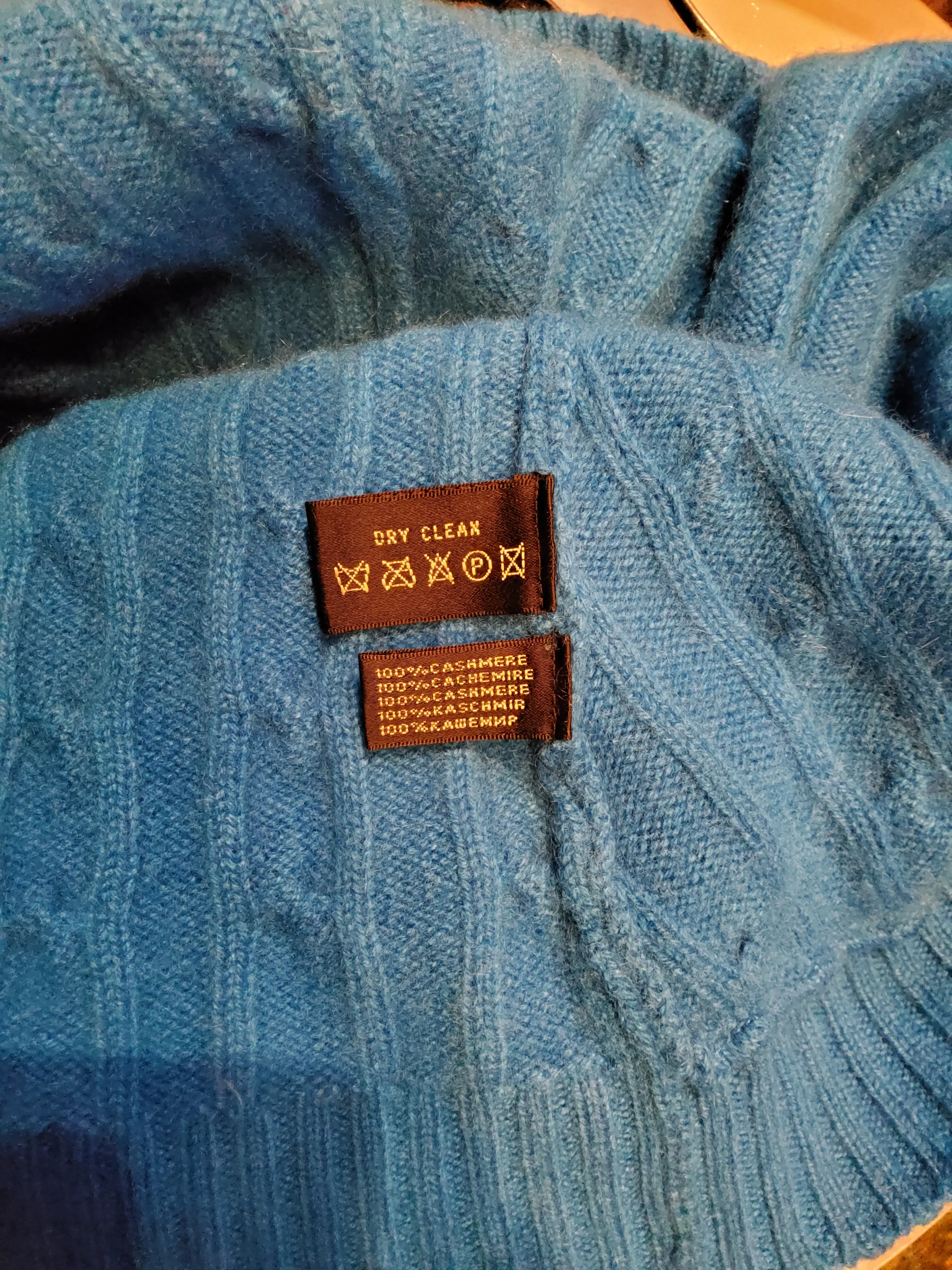 Cashmere sweater