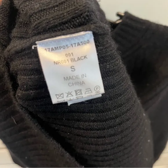 Chloe cashmere sweater 🕶️