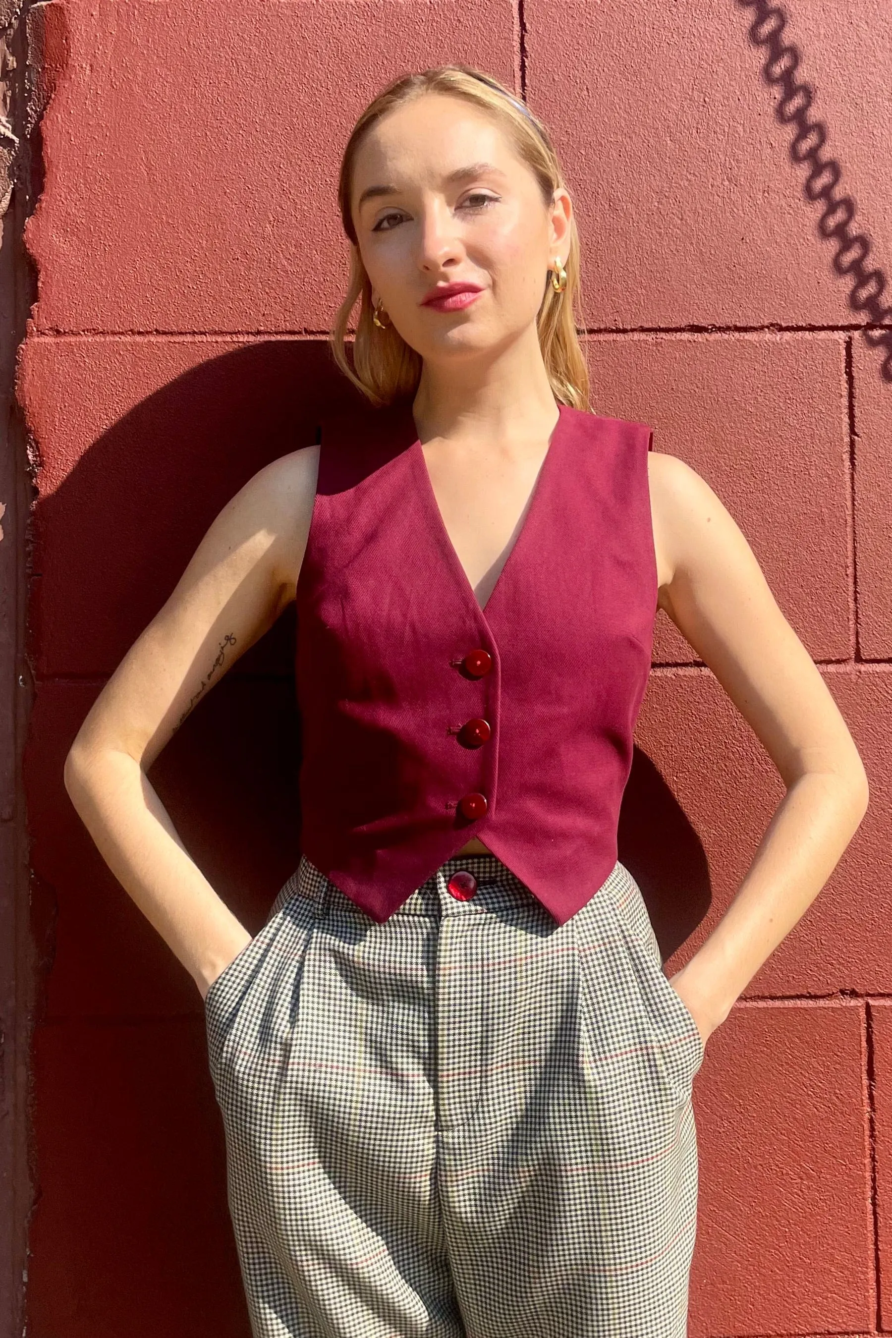 Diane Vest in Cotton Twill - Wine