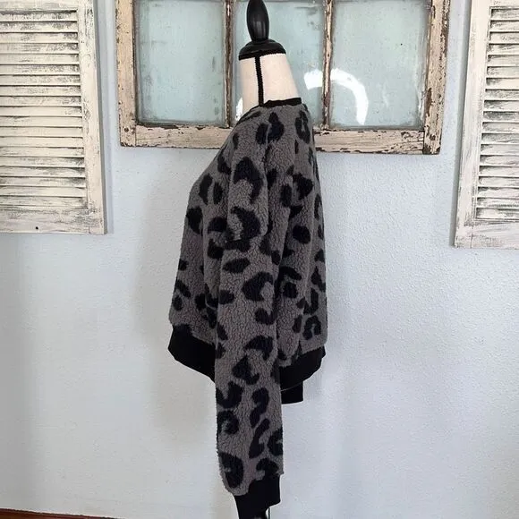 DKNY Womens Fleece Sweater Animal Print Crewneck Light Grey Size Extra Large NWT