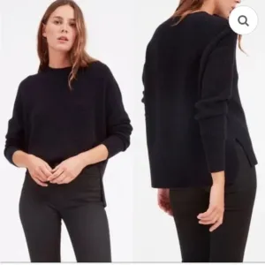 Everlane Cashmere Waffle Knit Black Crewneck Sweater