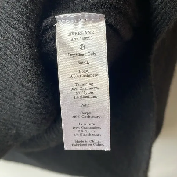 Everlane Cashmere Waffle Knit Black Crewneck Sweater