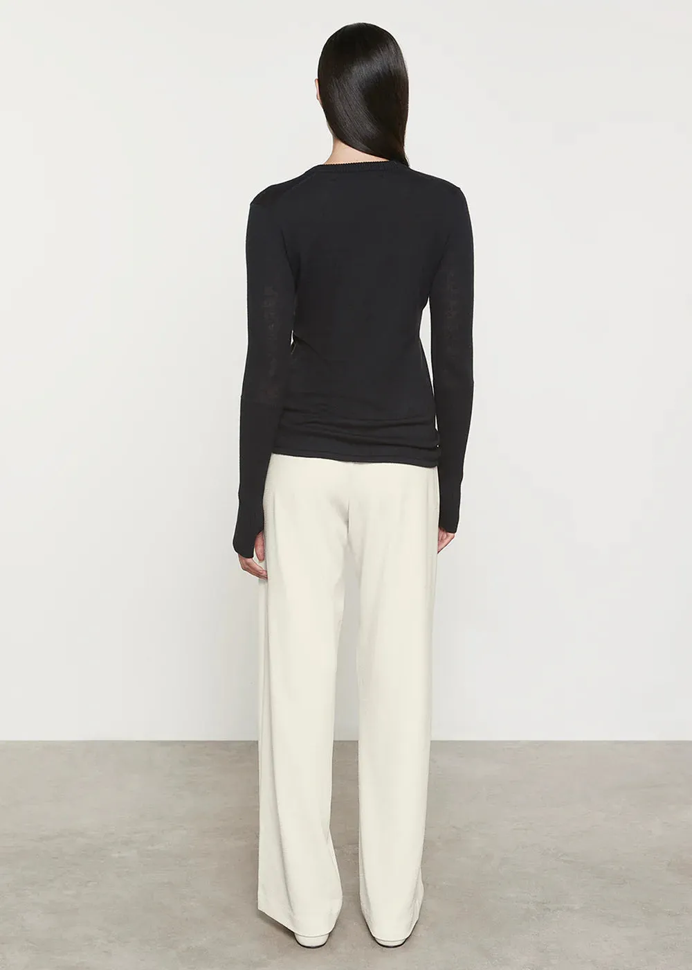 Fine Cashmere Knitted V-Neck Sweater