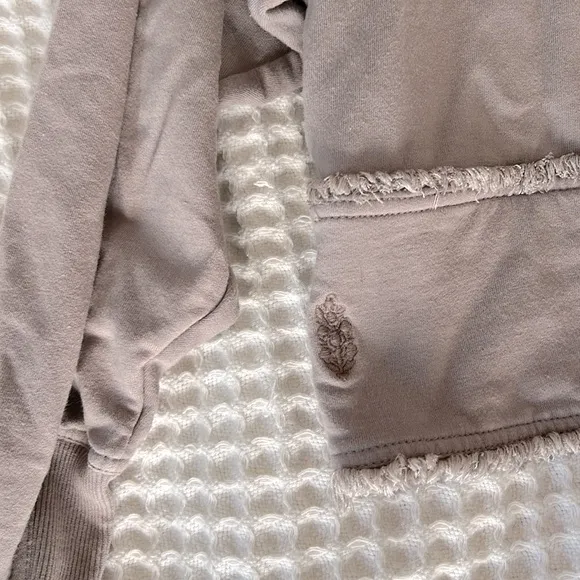 FP Movement Where The Wind Blows Crewneck Sweater in Cashmere Mauve Small $78