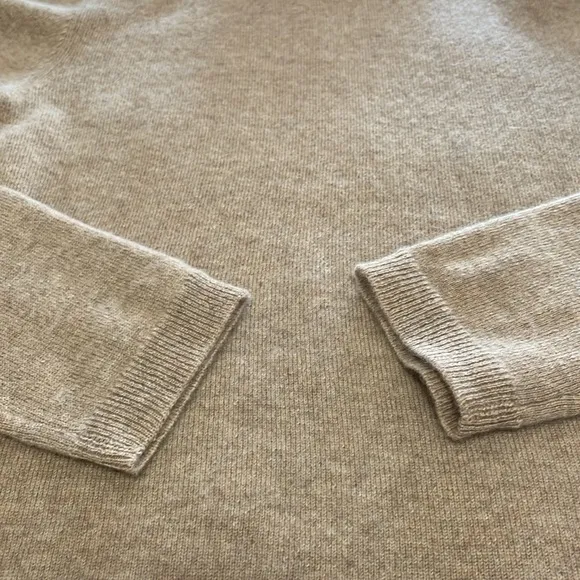 Garnet Hill 100% Cashmere Turtleneck Sweater Size Small Tan SOFT