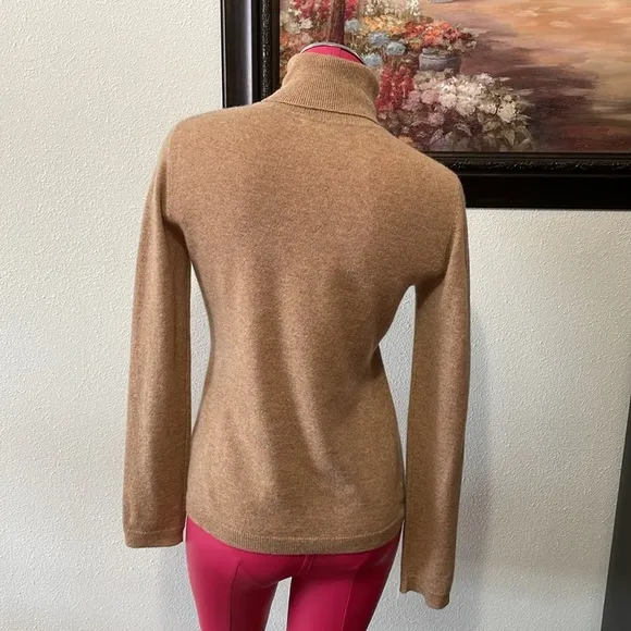 Garnet Hill 100% Cashmere Turtleneck Sweater Size Small Tan SOFT