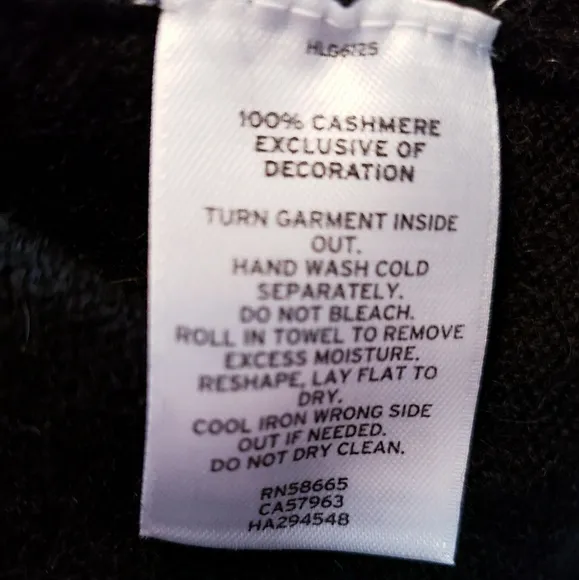 🆕️Halogen Cashmere Rhinestone Sweater Size Small