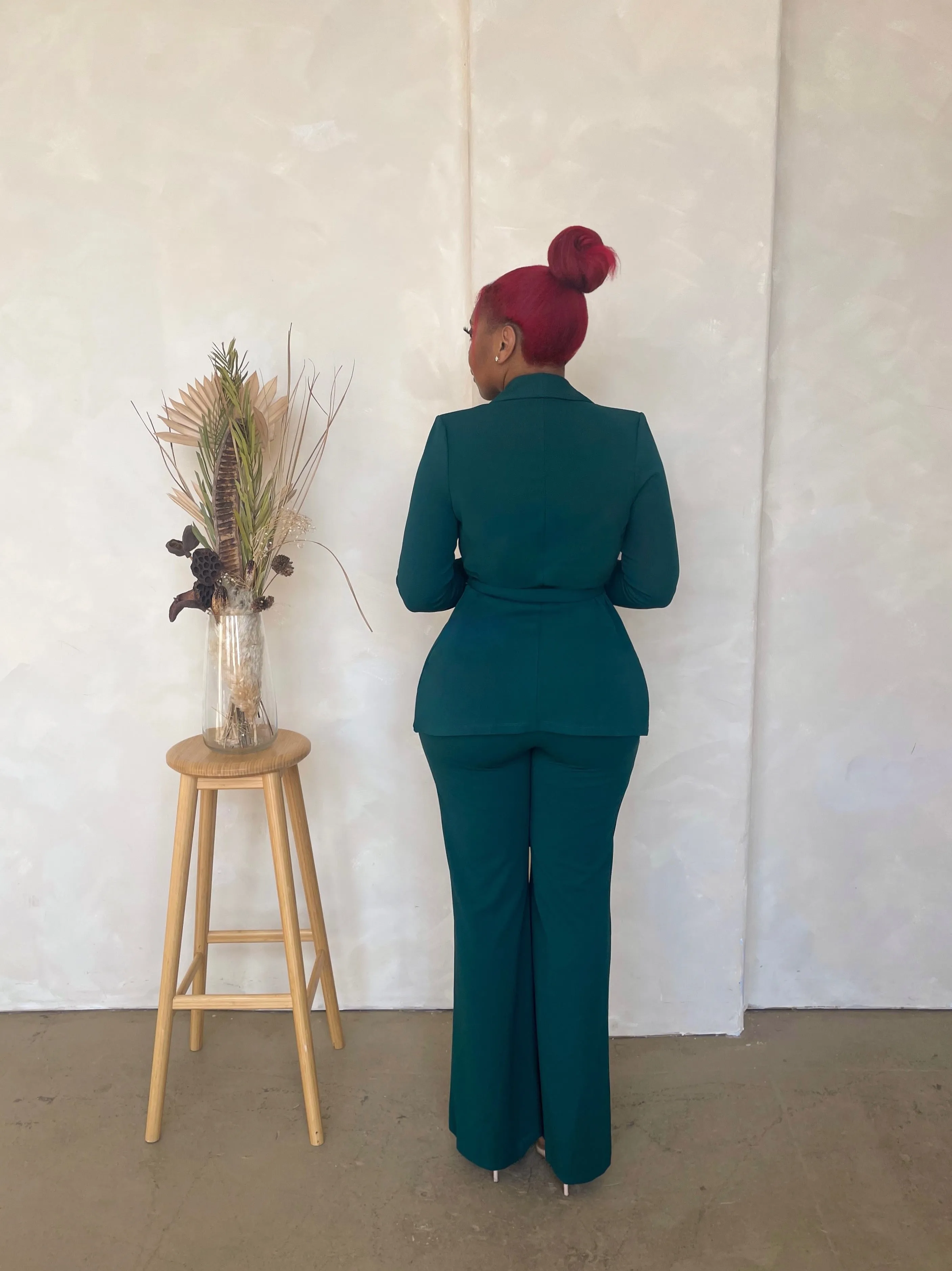 Handling Business Pant Suit in Emerald