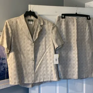 Harve Bernard size 18 linen skirt suit set. Vintage! NWT!!