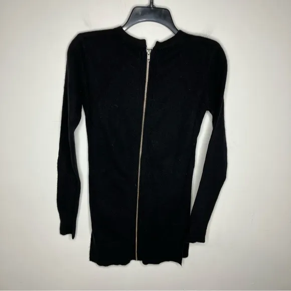 Hayden 100% cashmere back zip long sleeve sweater black size XS