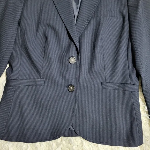 J.Crew | Navy 2-Button Suit Jacket Blazer Size 6