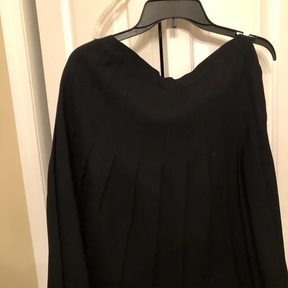 Jones New York suit size 14 (blazer   skirt)