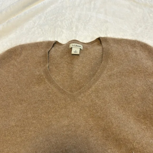 L. L. Bean Brown 100% Cashmere Sweater