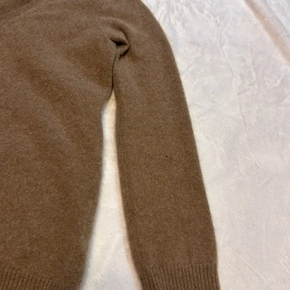 L. L. Bean Brown 100% Cashmere Sweater