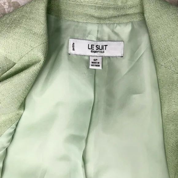Le Suit Essentials Petite Mint Green 2-Piece Blazer &amp; Skirt Suit Set