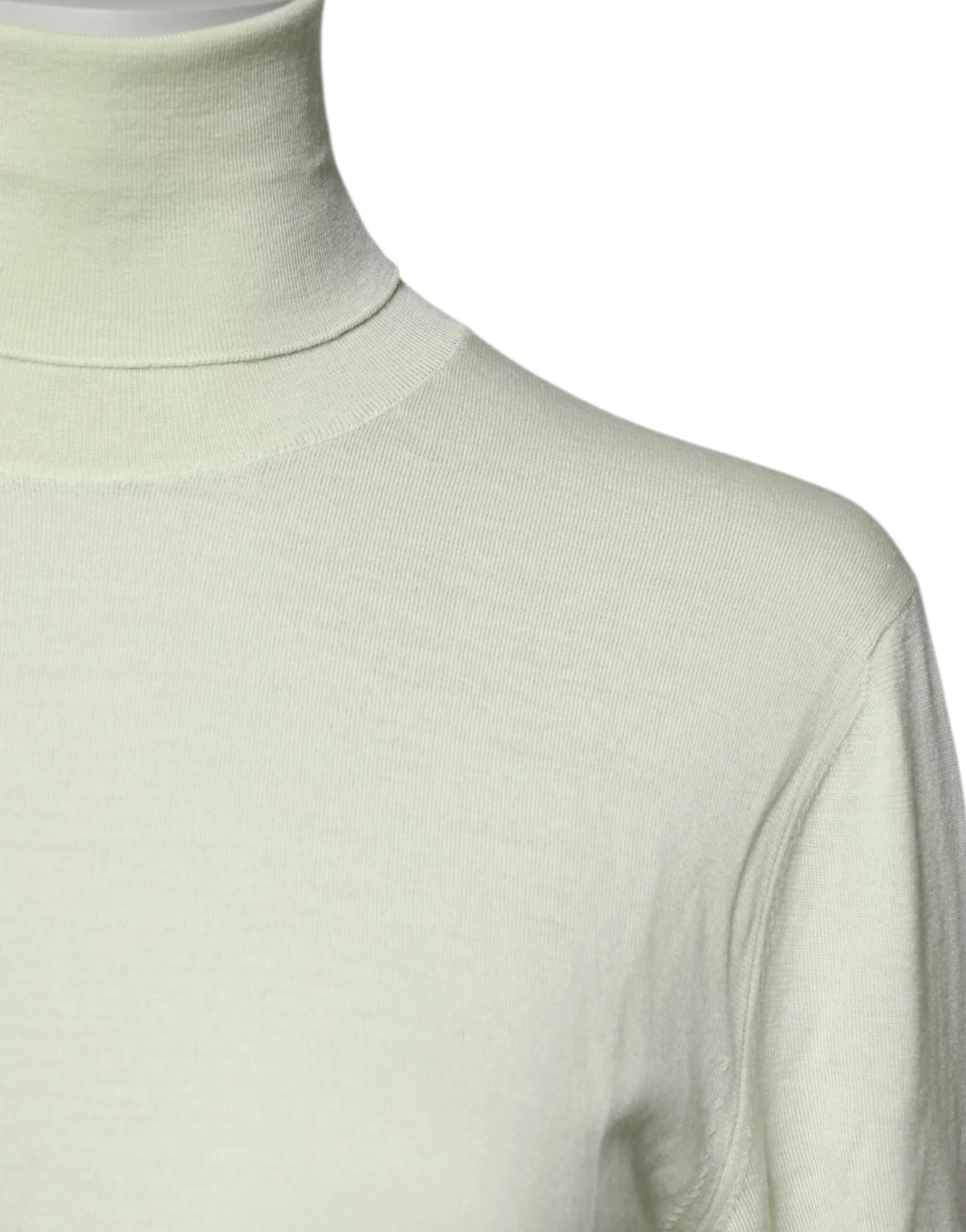 Light Green Wool Turtleneck Pullover Sweater