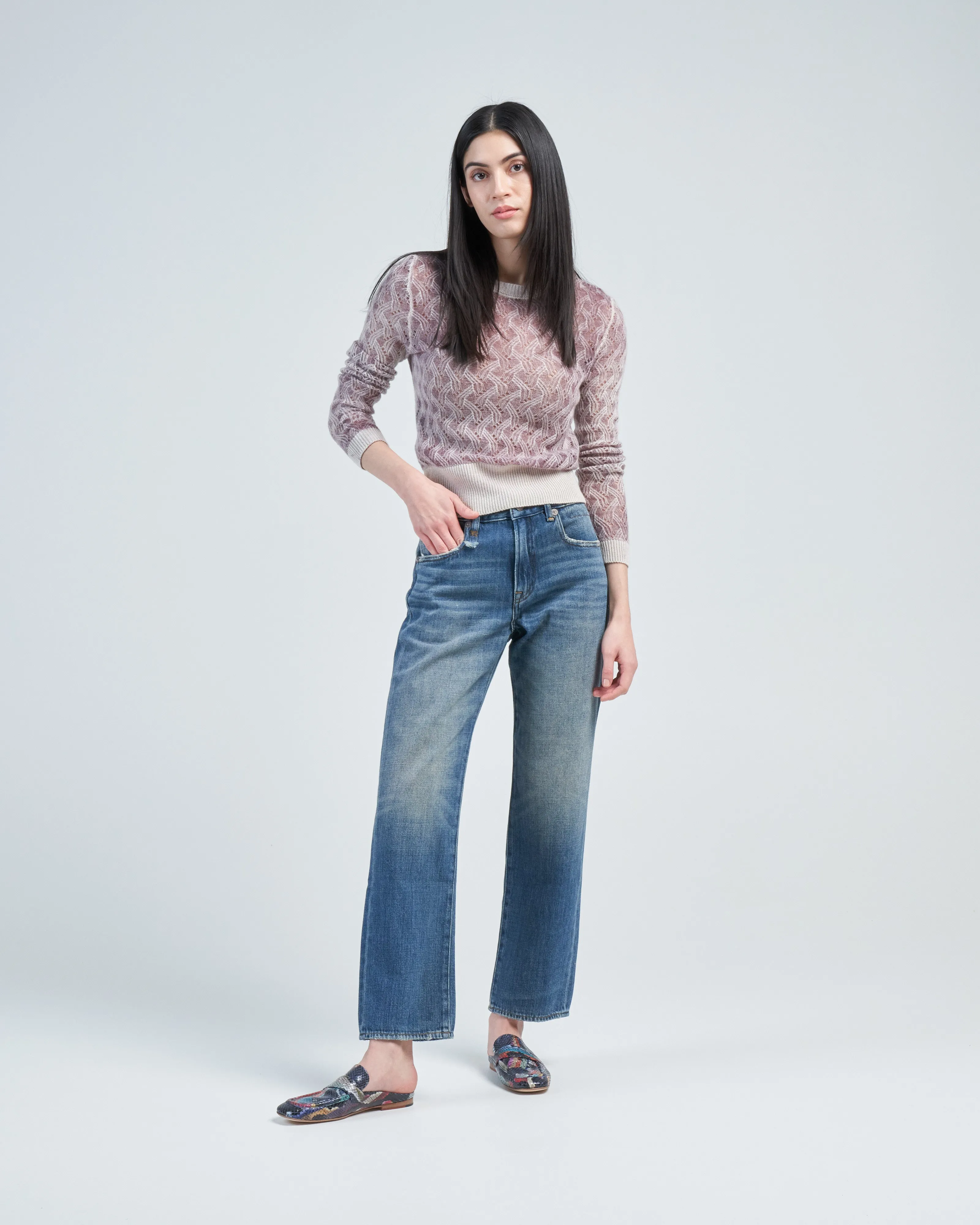 light lace stitch round neck pullover