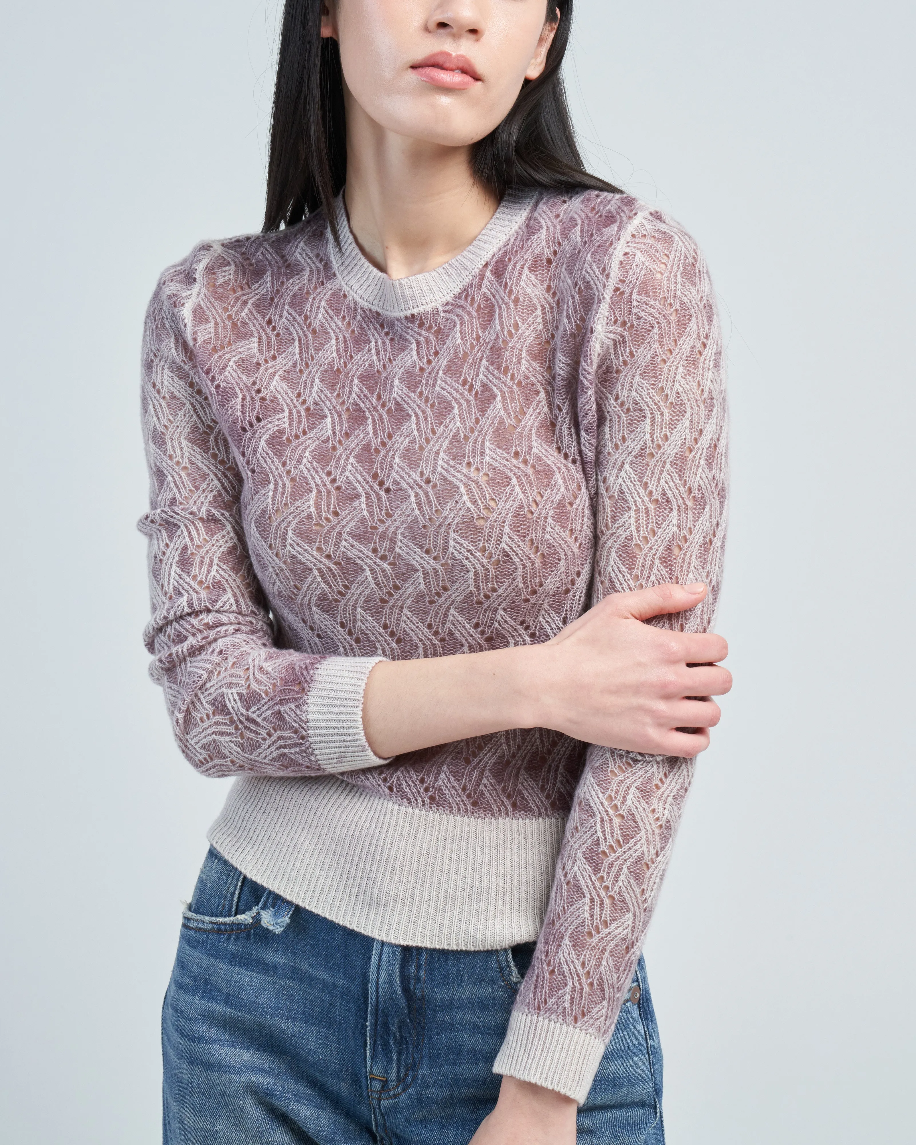 light lace stitch round neck pullover
