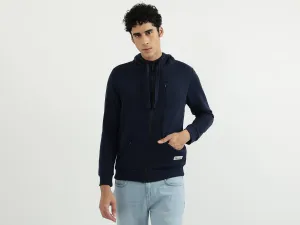 Men Solid Hooded Neck Sweatshirt