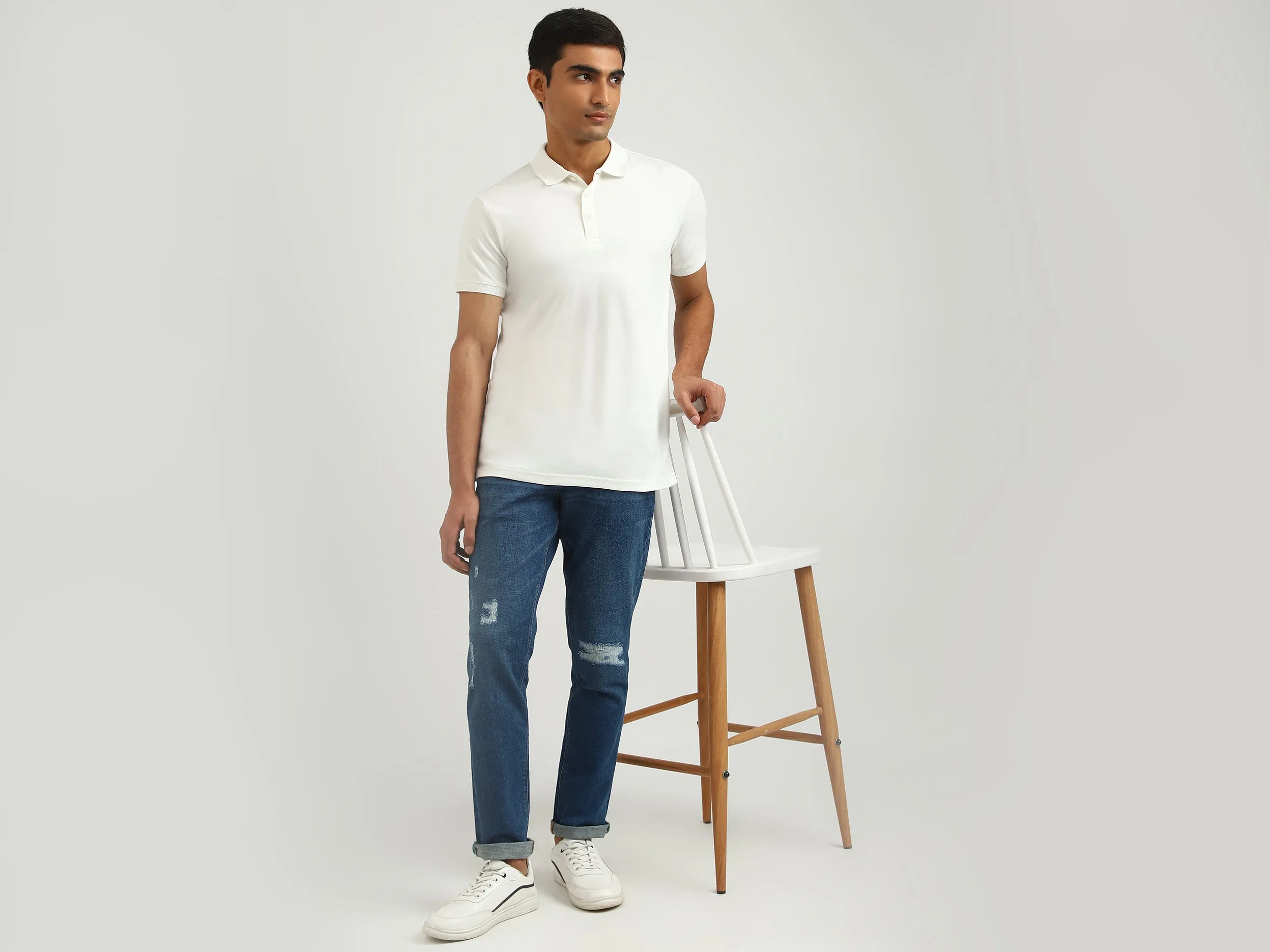 Men Solid Polo Collar T-shirt