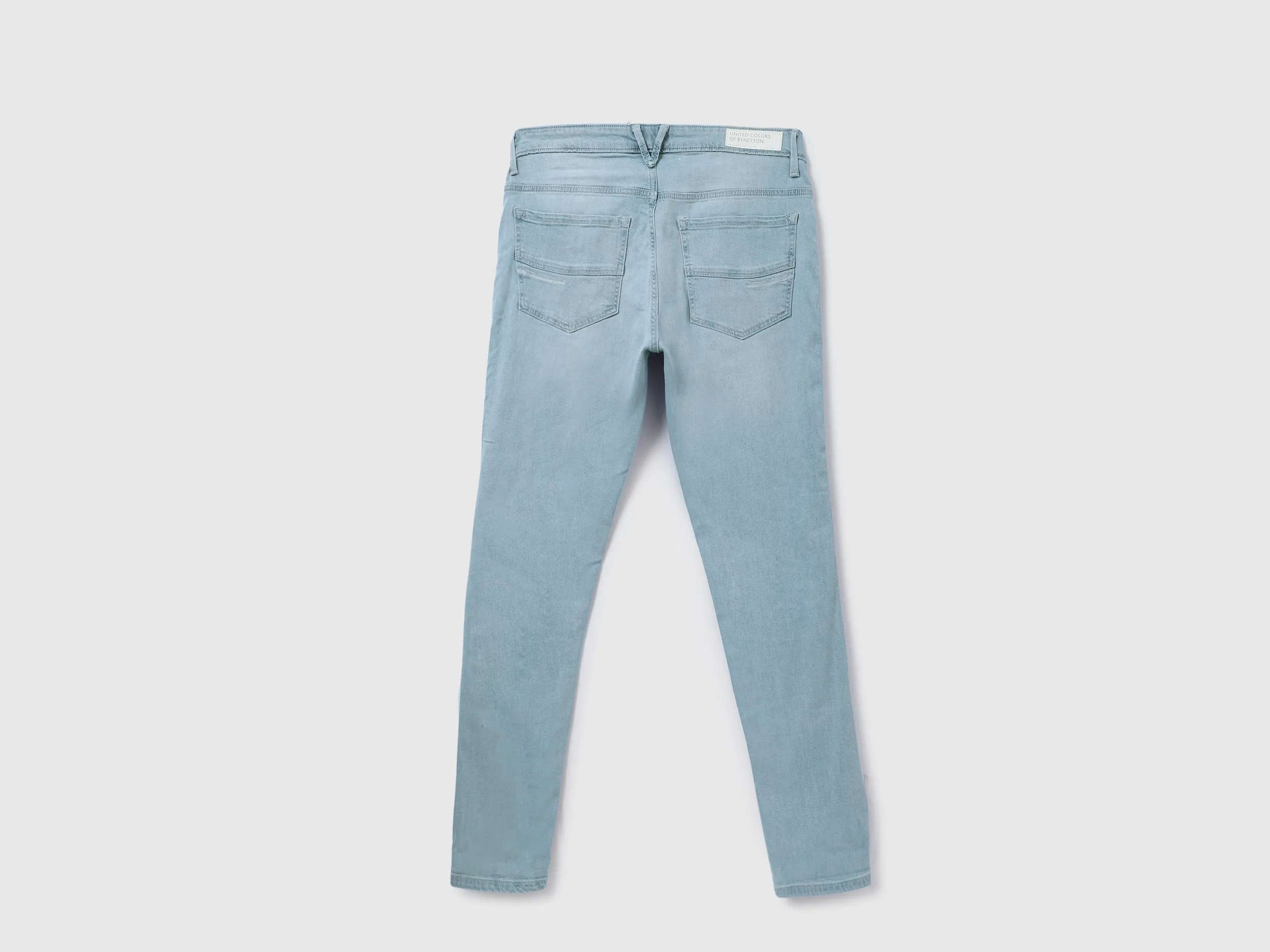 Men Solid Skinny Fit Jeans