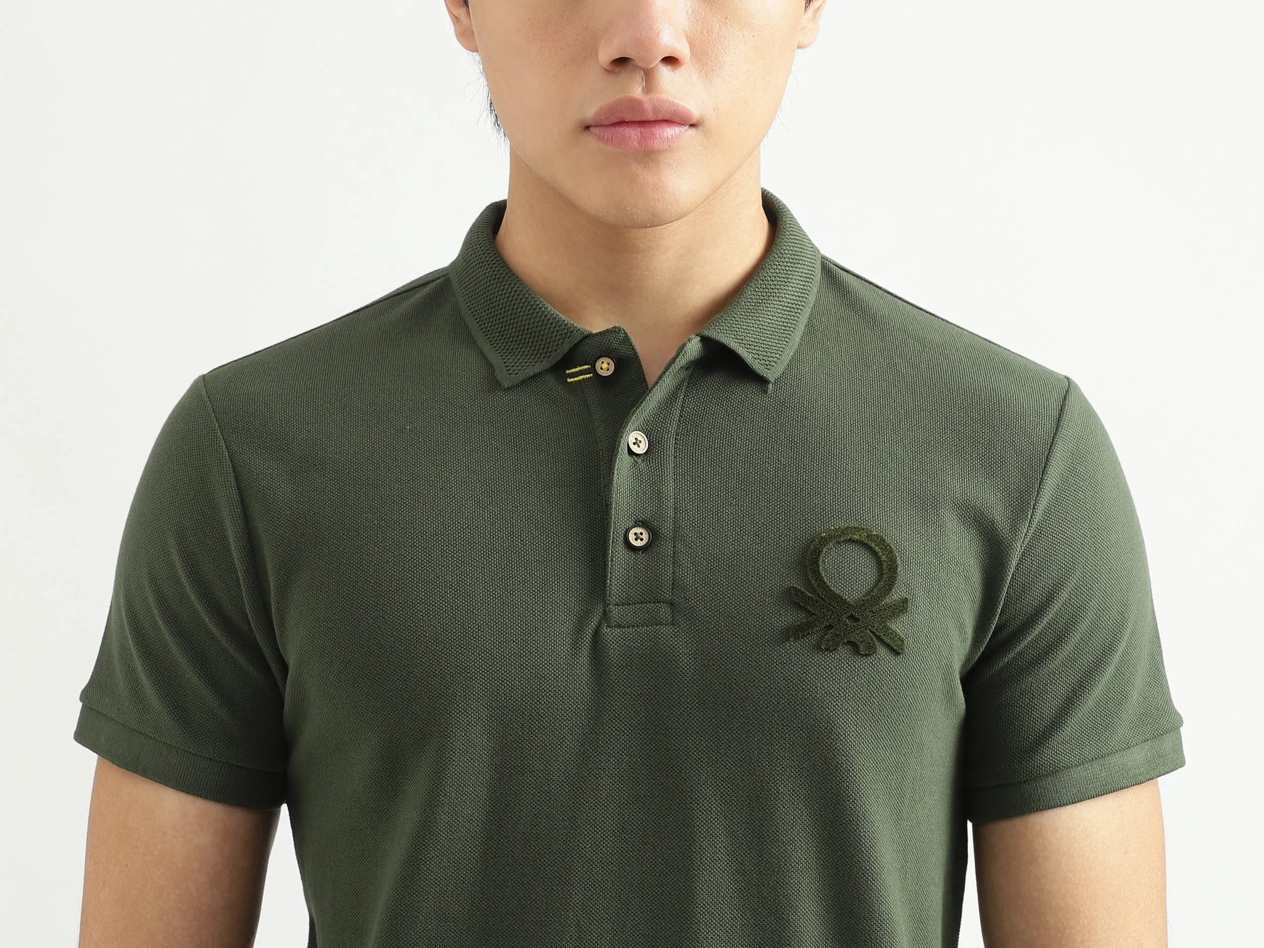Men Solid T-shirt