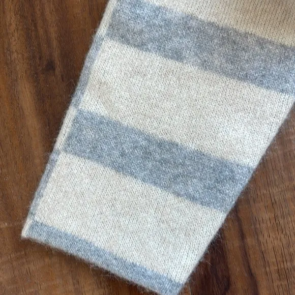 New Magaschoni 100% Cashmere Striped Sweater