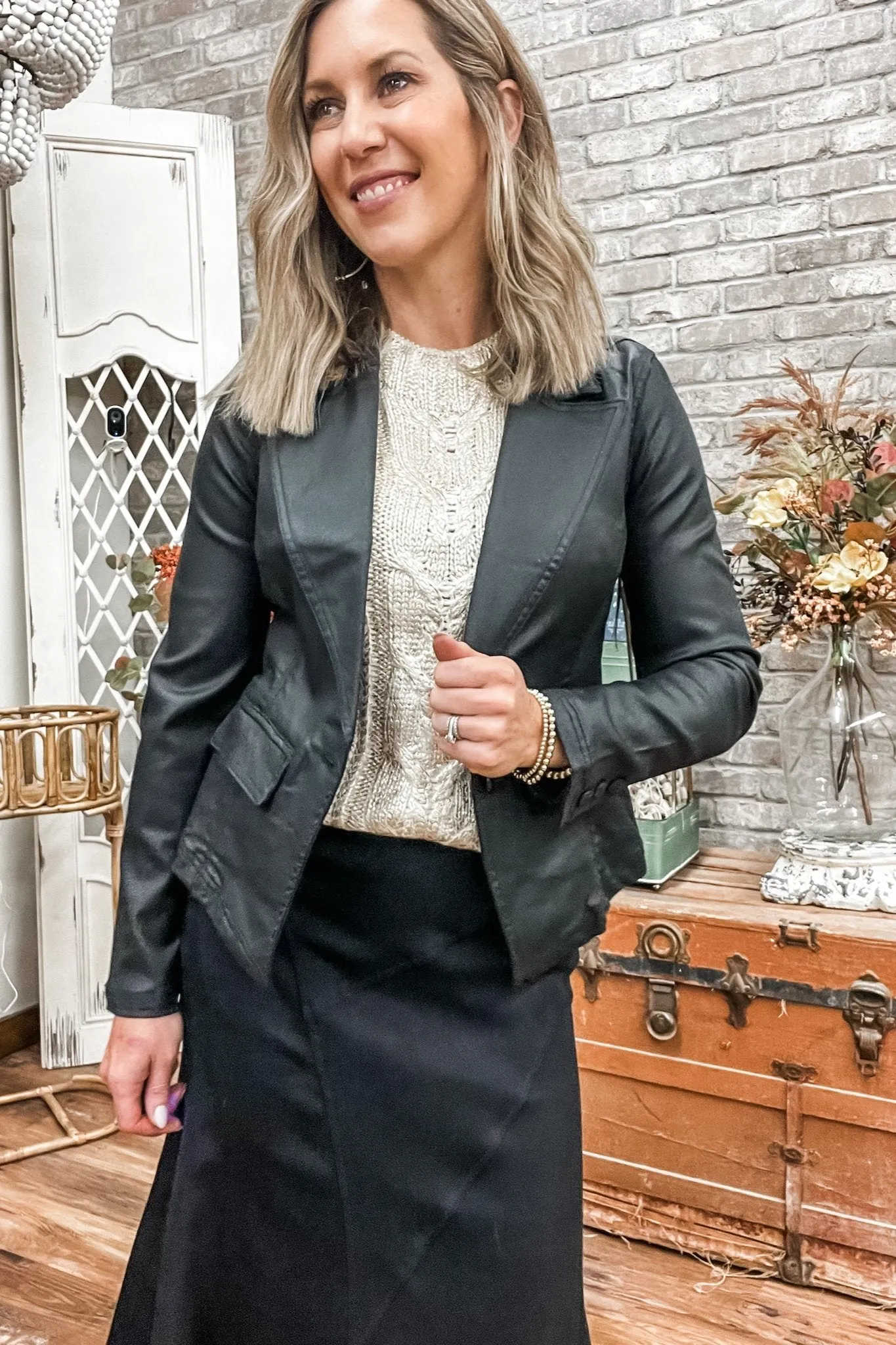 Notch Collar One Button Blazer