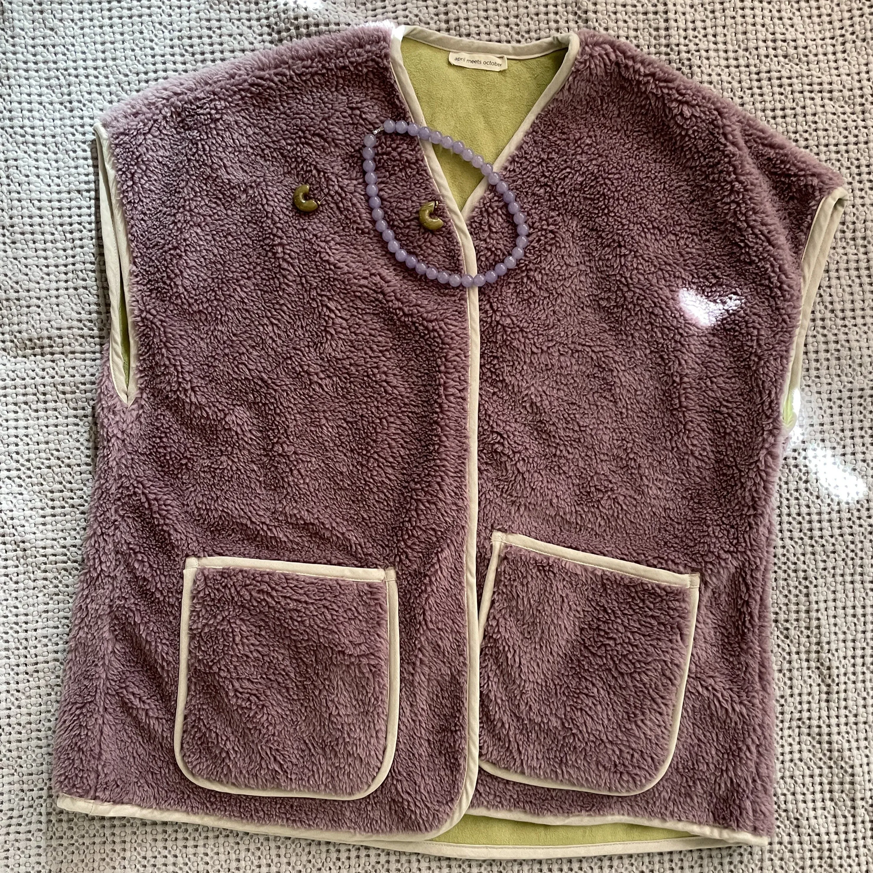 November Vest 2022 Dreamy Lavender