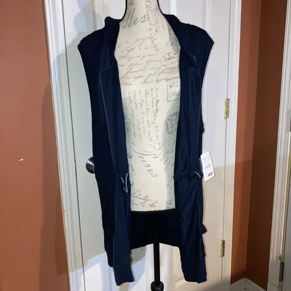NWT Athleta Out of Stock Hooded Modal Lotus Vest in Navy Sleeveless Full Zio LG
