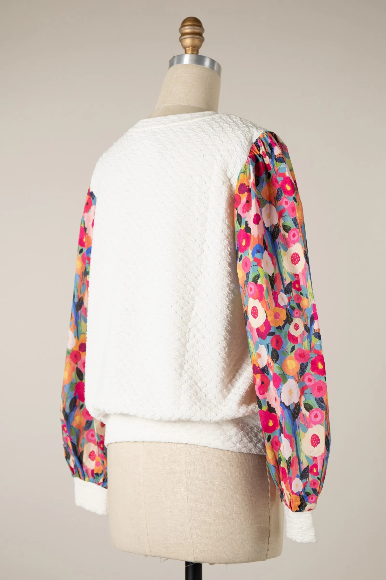 Pattern Sleeves Quilted Light Weight Top