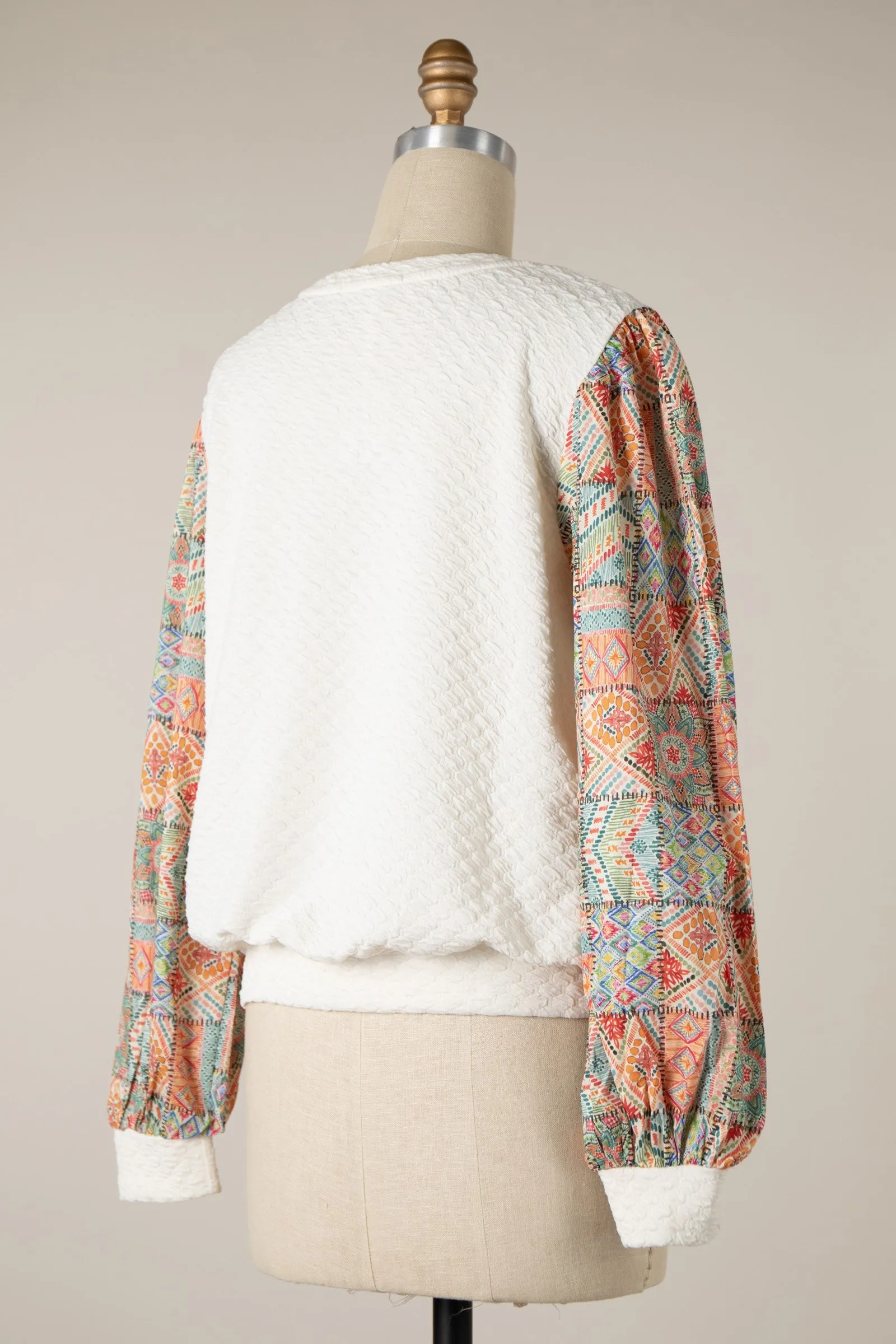 Pattern Sleeves Quilted Light Weight Top