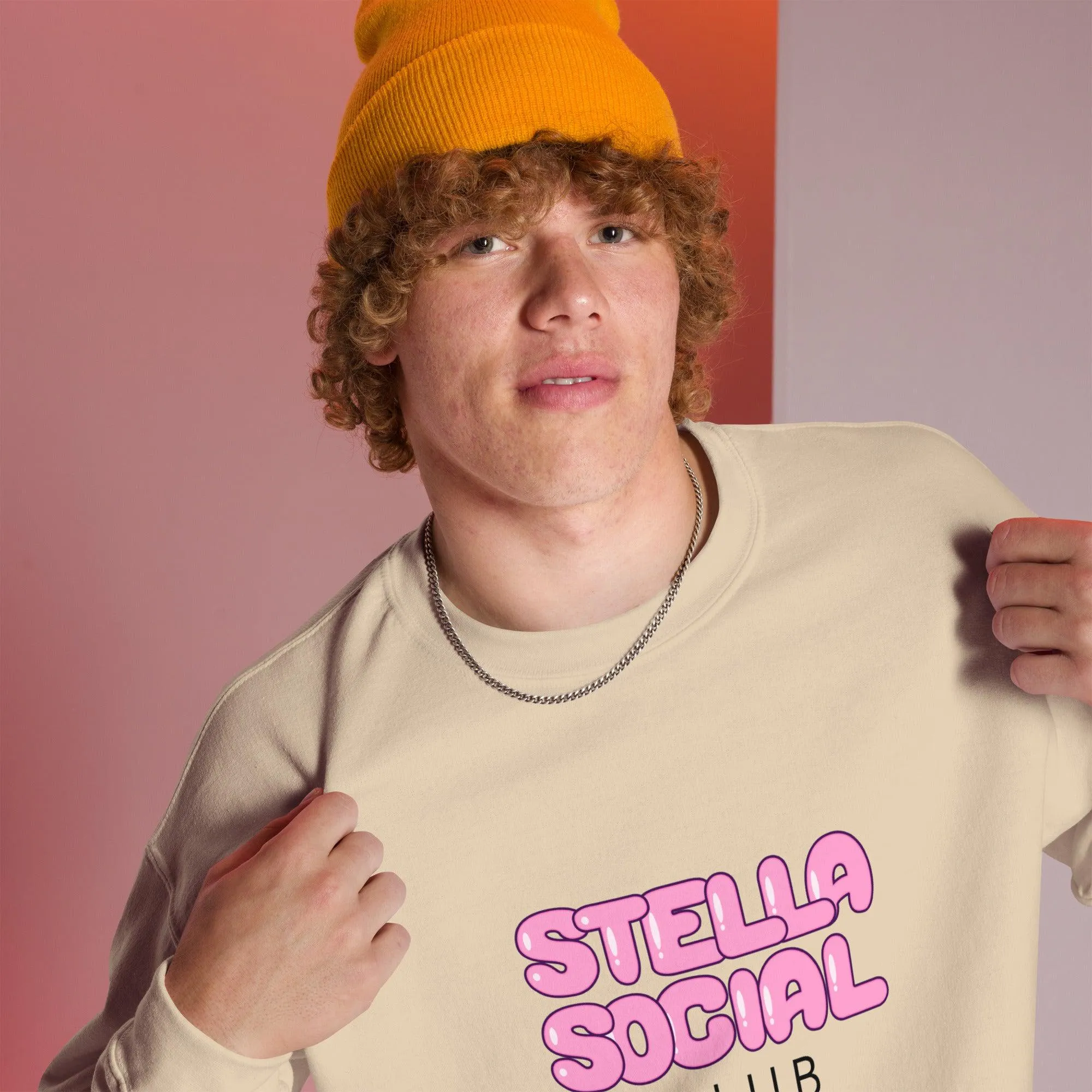 "Stella Social Club" Bubble Crewneck (light)