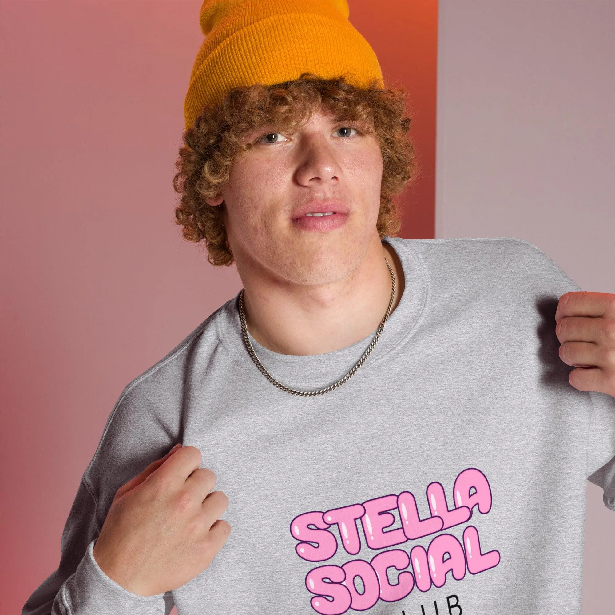 "Stella Social Club" Bubble Crewneck (light)