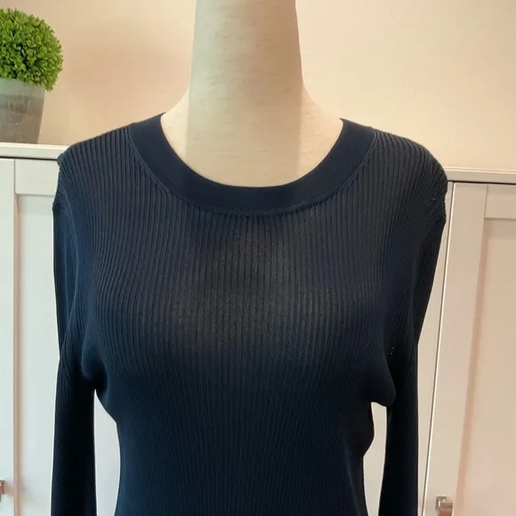 Rag &amp; Bone Crew Neck Ribbed Sweater in Navy Size Medium