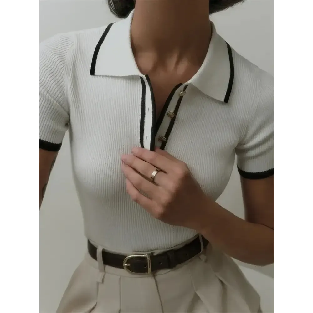 Refined Slim Fit Polo with Contrast Trim for Effortless Elegance