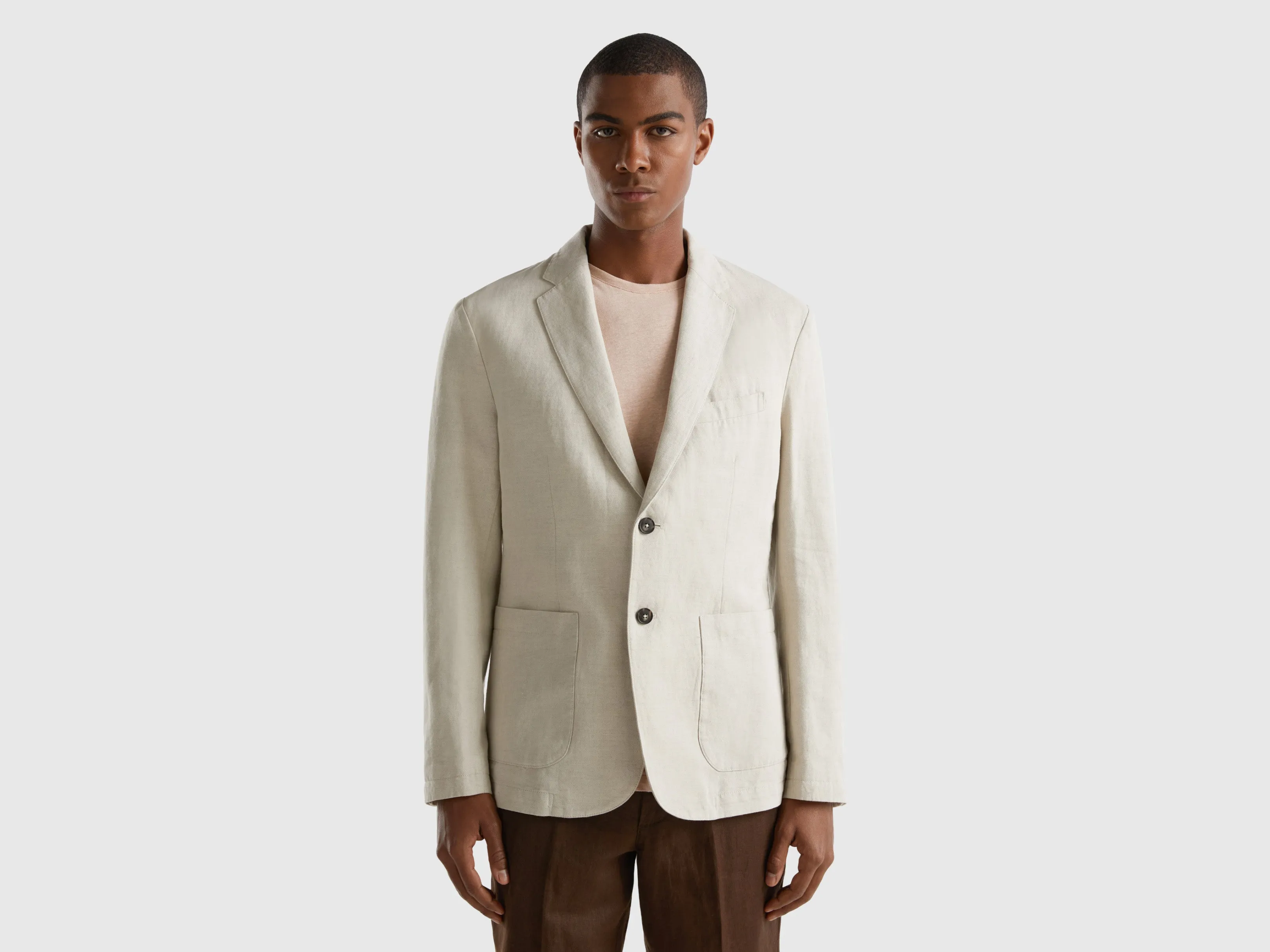 Regular Fit Notched Lapel Collar Solid Blazer