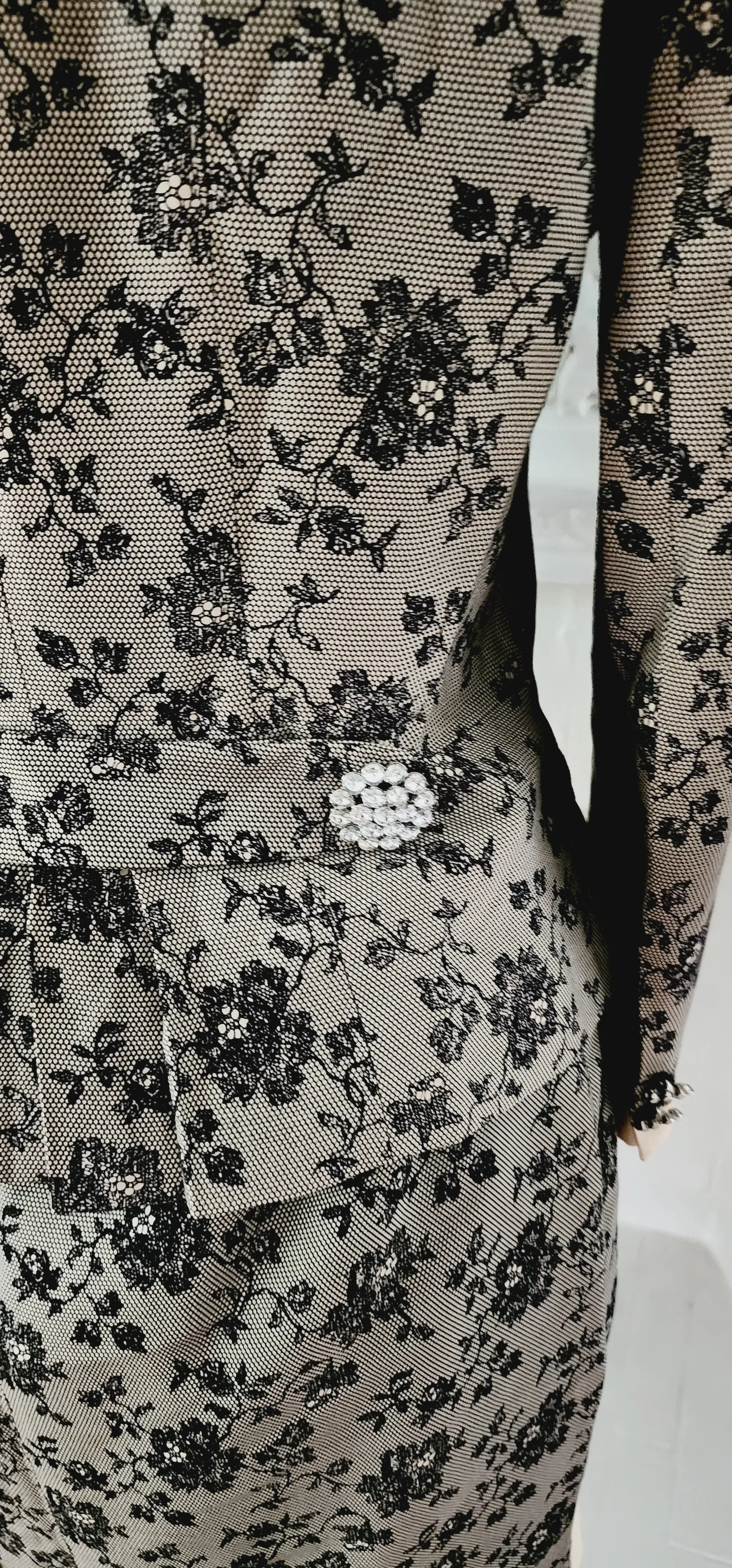 Retro 50s Style Skirt Suit Tracy Reese Black Lace Print M