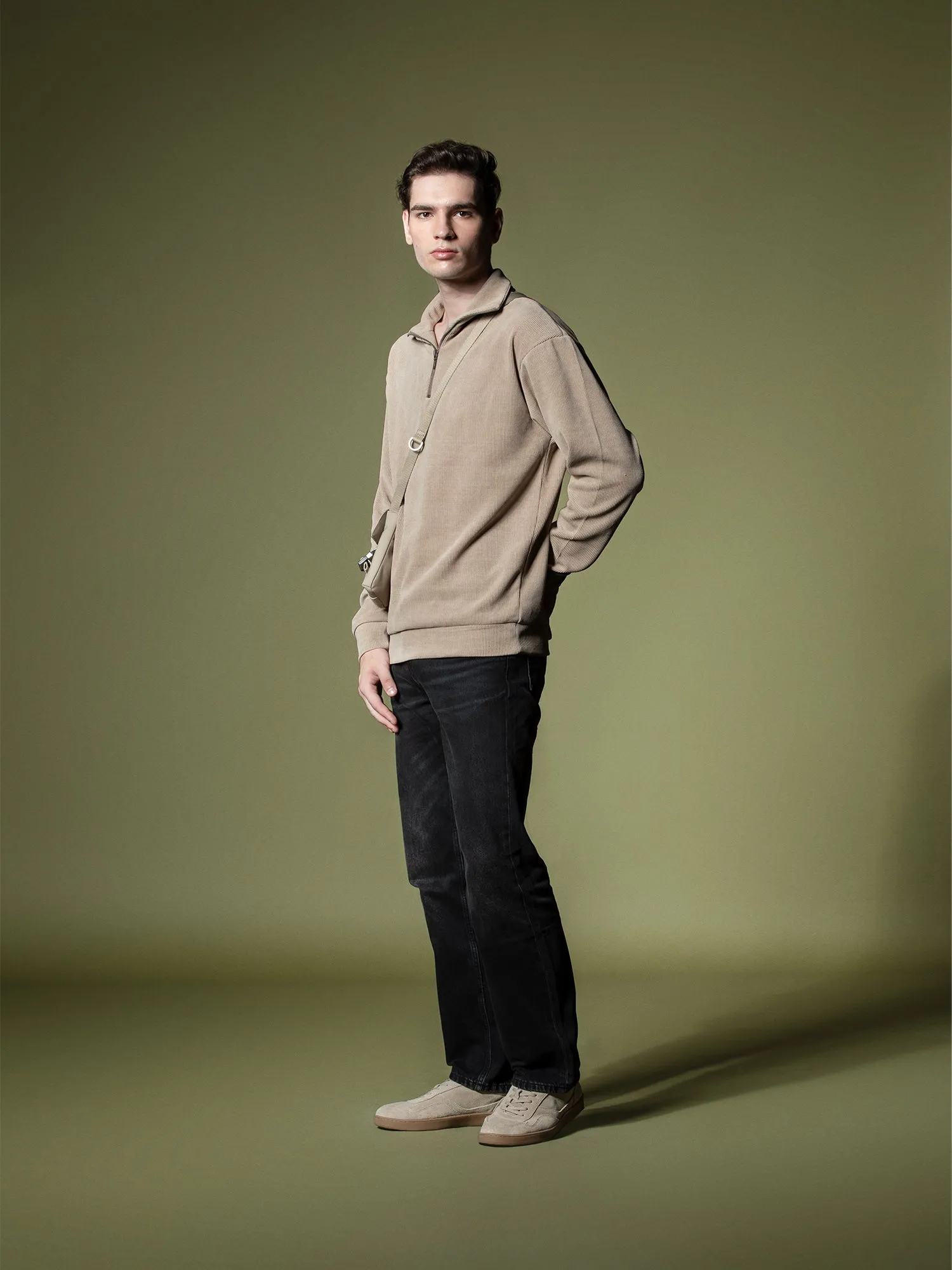 Ribbed quarter-zip sweatshirt